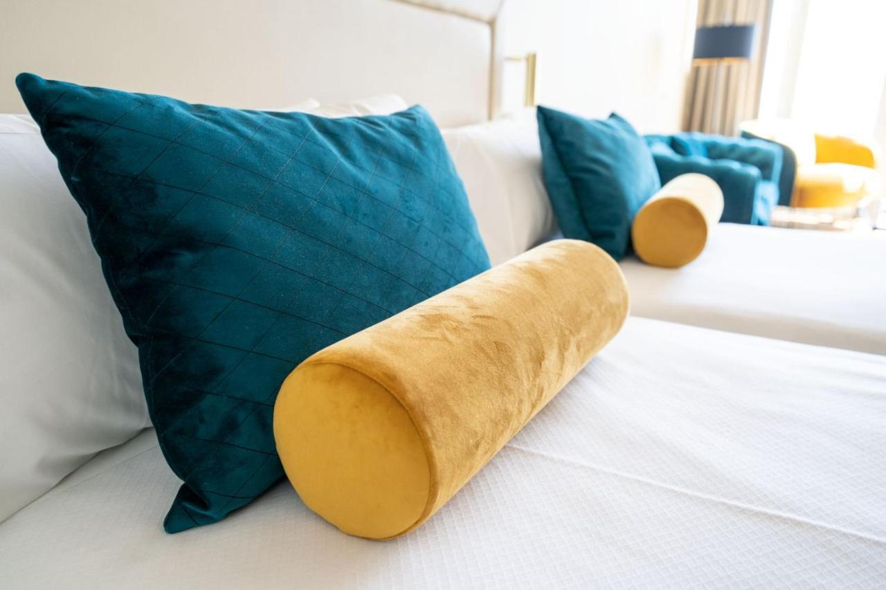 Seth Port Mahon Hotel Ngoại thất bức ảnh