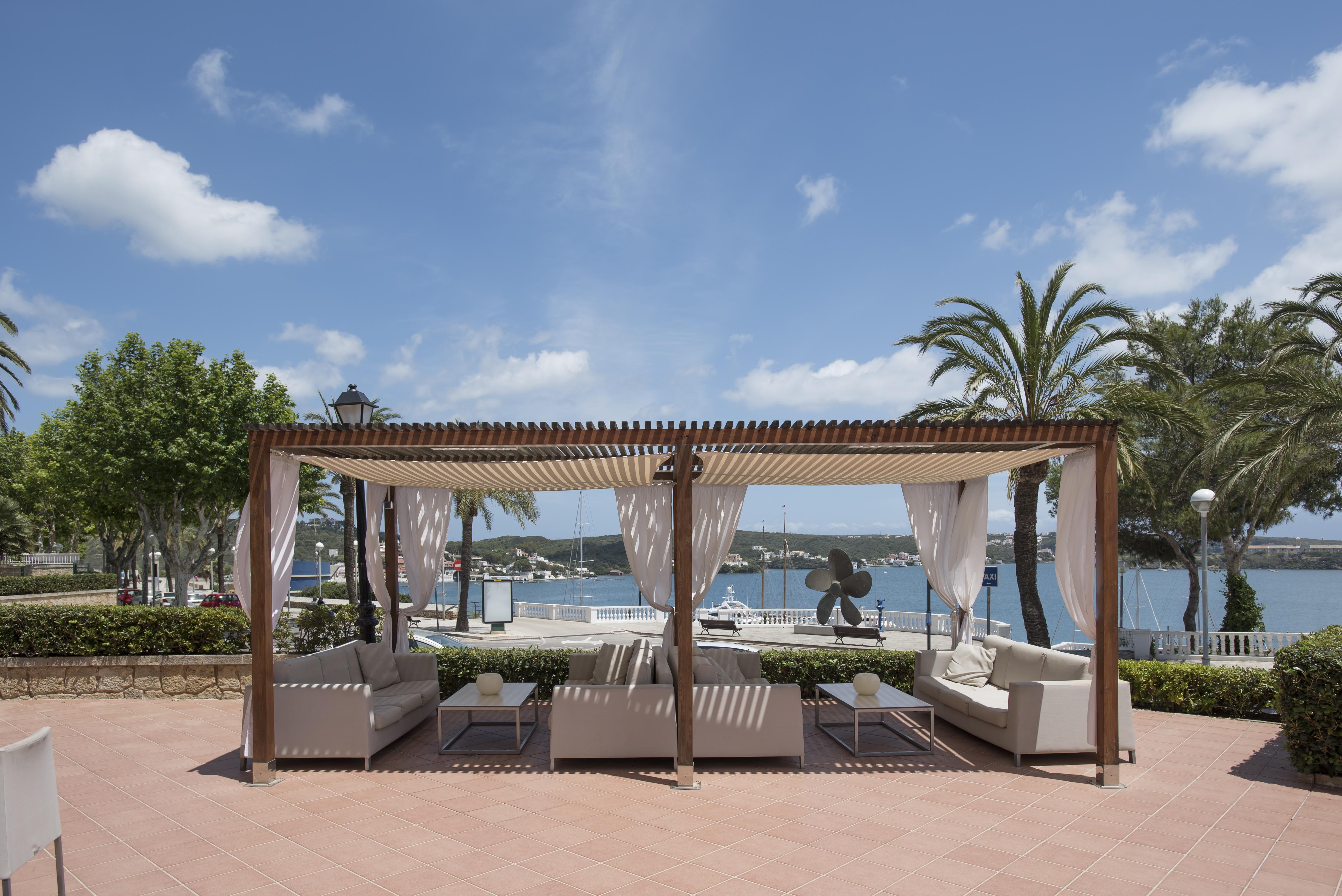 Seth Port Mahon Hotel Ngoại thất bức ảnh