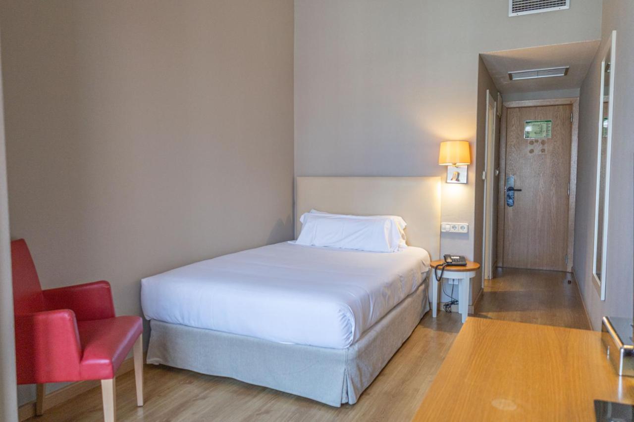Seth Port Mahon Hotel Ngoại thất bức ảnh